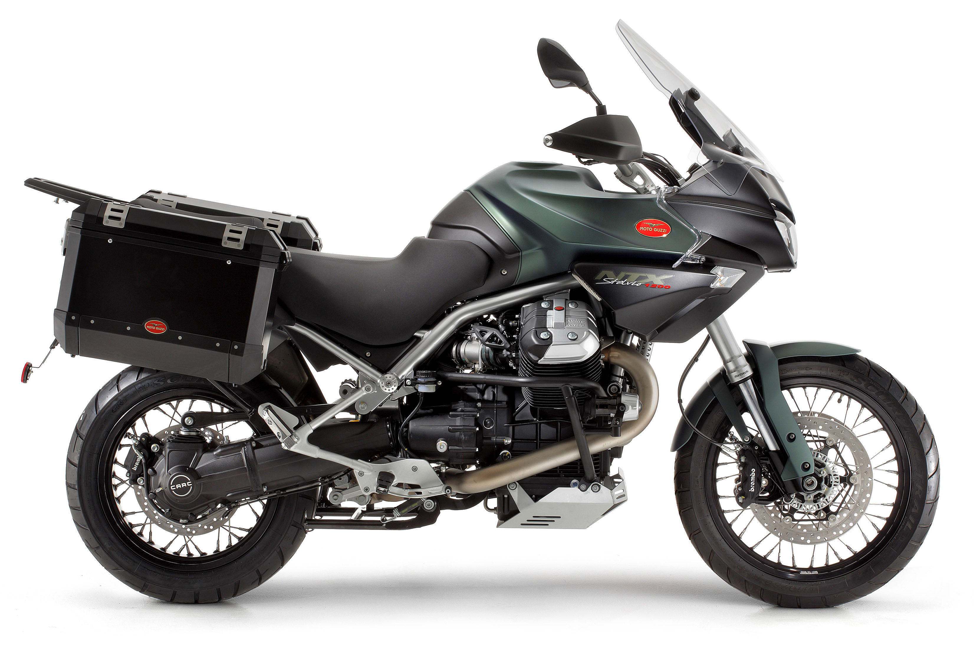 Stelvio1200_8V_NTX_20120308_03.jpg