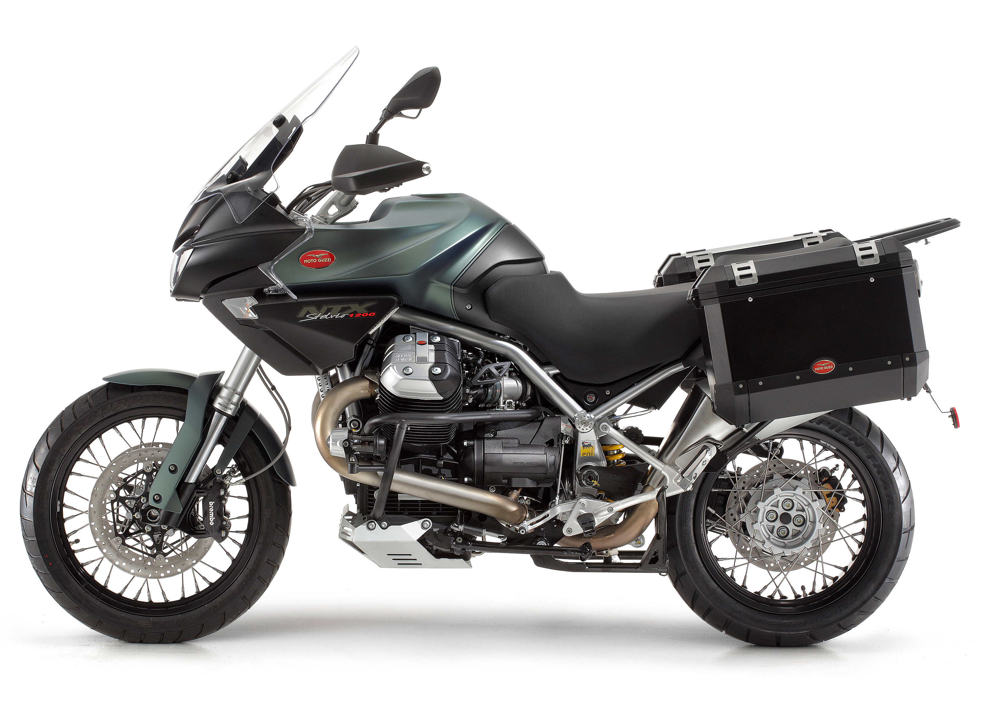 Stelvio1200_8V_NTX_20120308_04.jpg