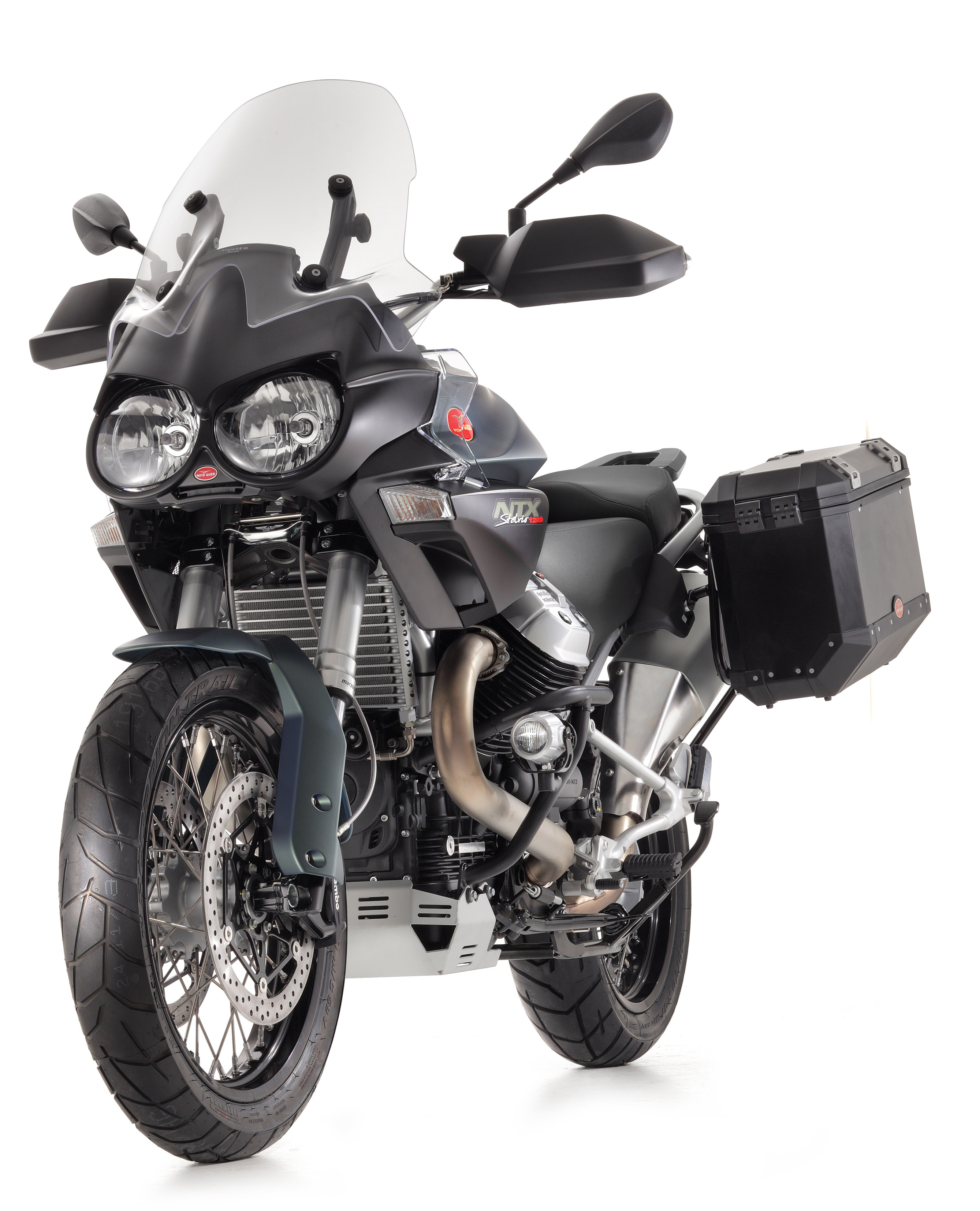Stelvio1200_8V_NTX_20121003_05.jpg