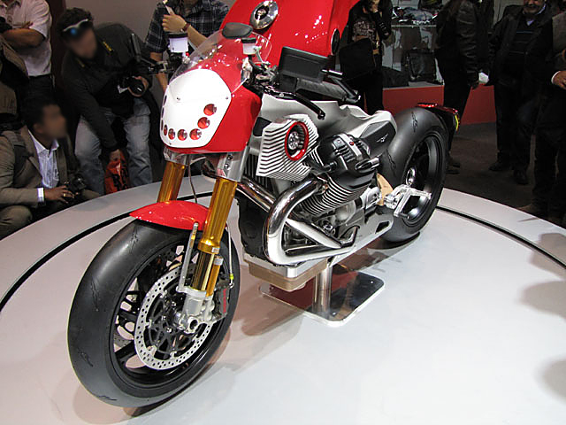 V12LeMans_200911_03.jpg