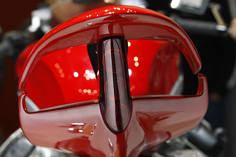 V12LeMans_200911_13.jpg