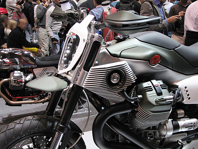 V12X_200911_03.jpg