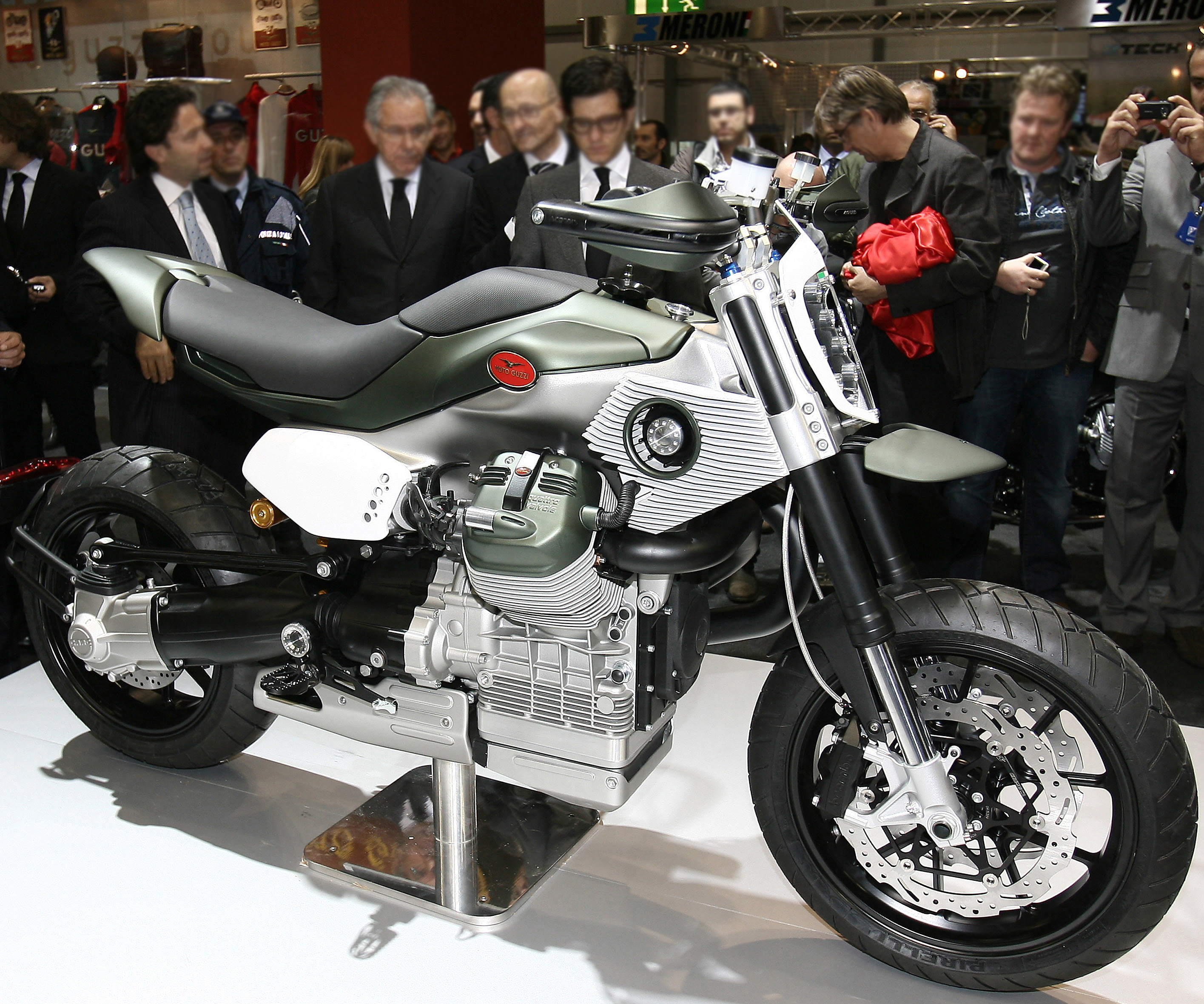 V12X_200911_11.jpg