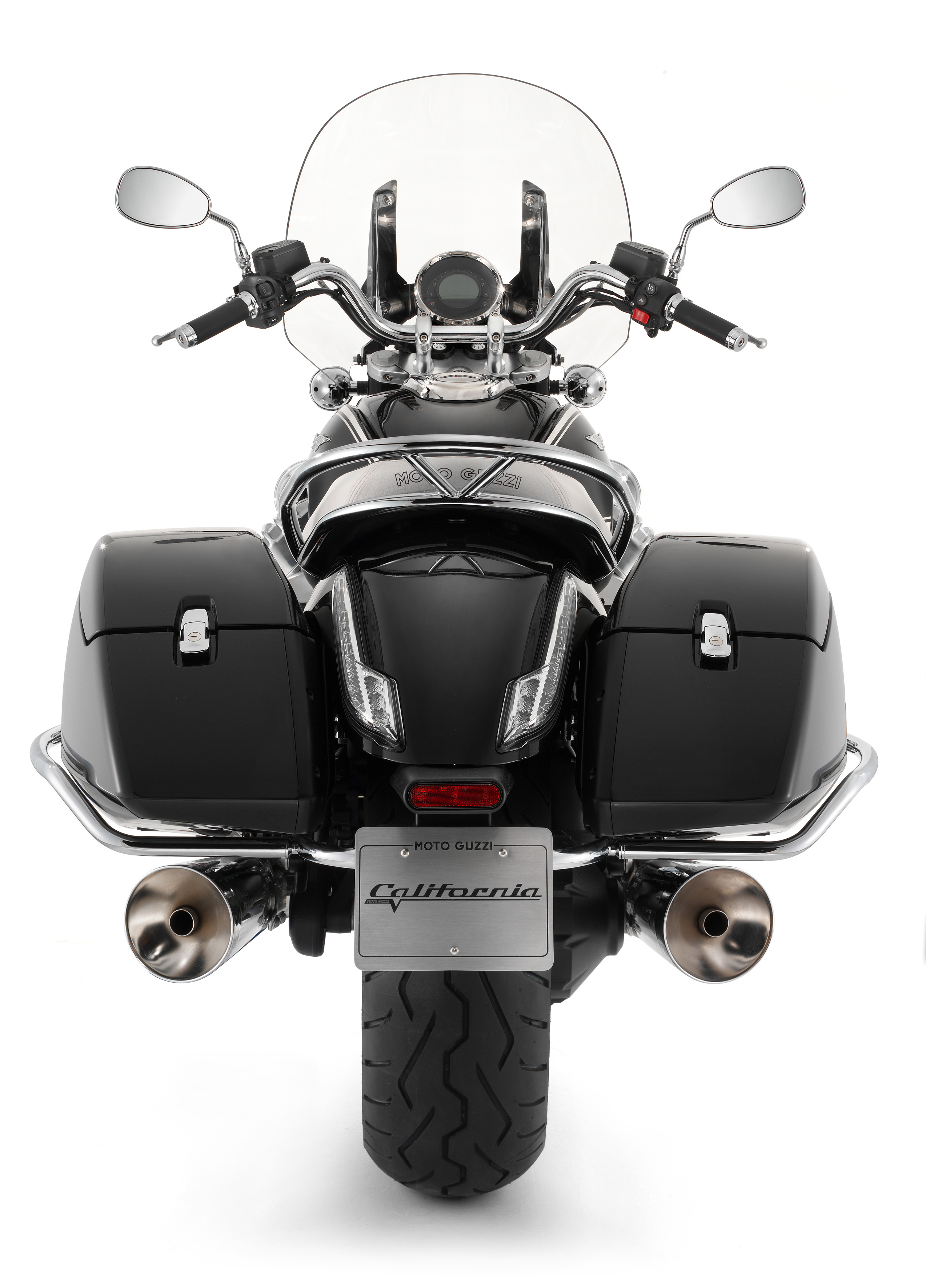 California1400Touring_EICMA20121113_006.jpg