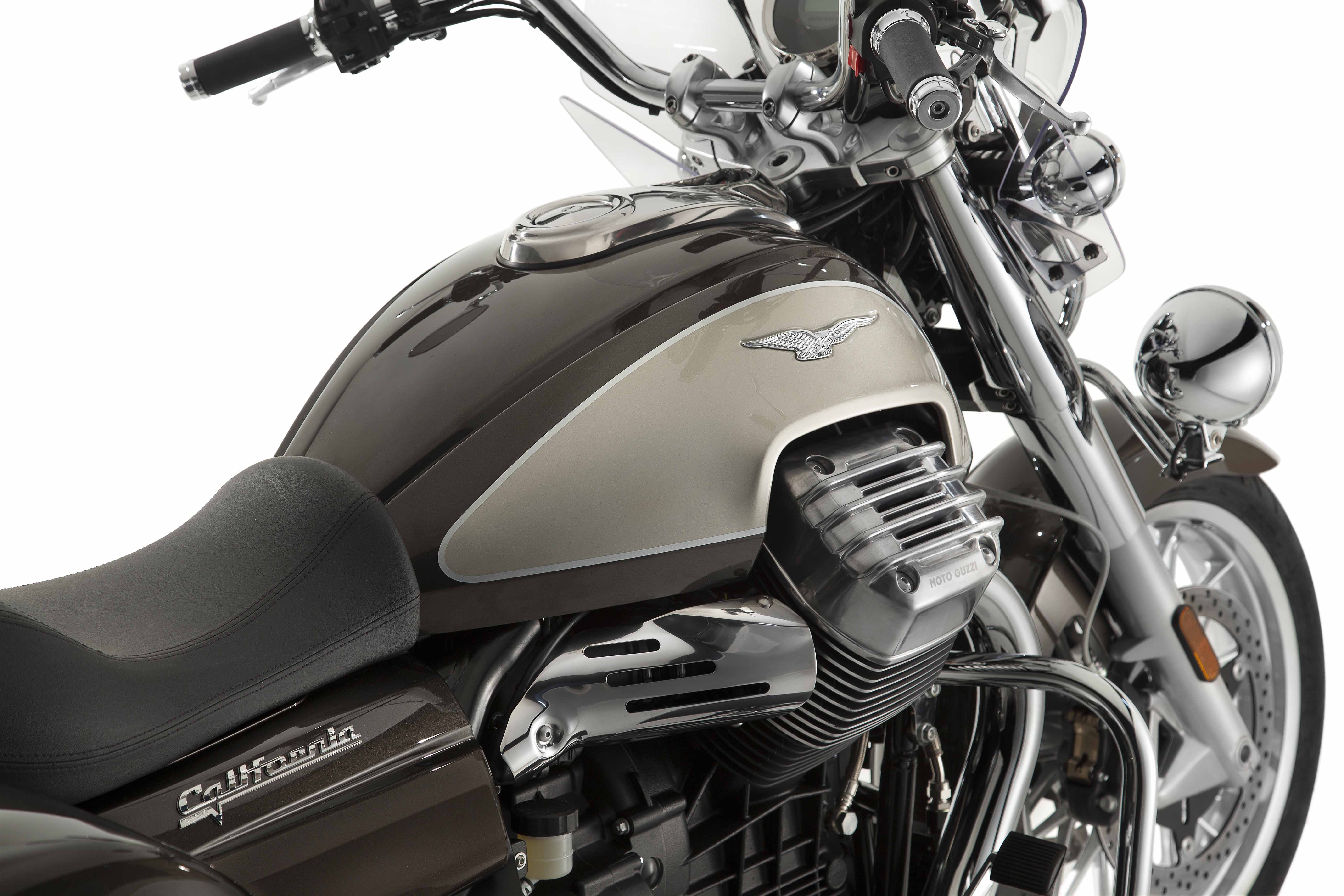 1400TouringSE_2015_EICMA2014_08