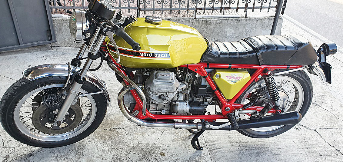 V7Sport-1972_01.jpg