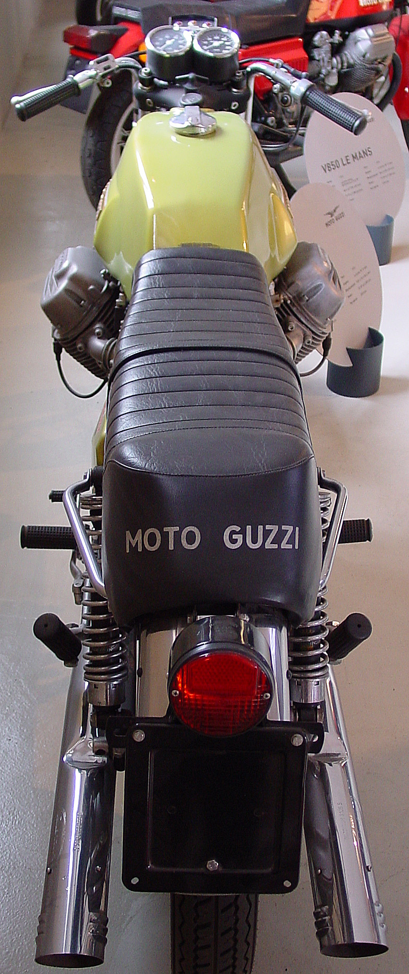 V7Sport72_14.jpg