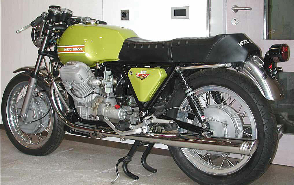 V7Sport74_02.jpg