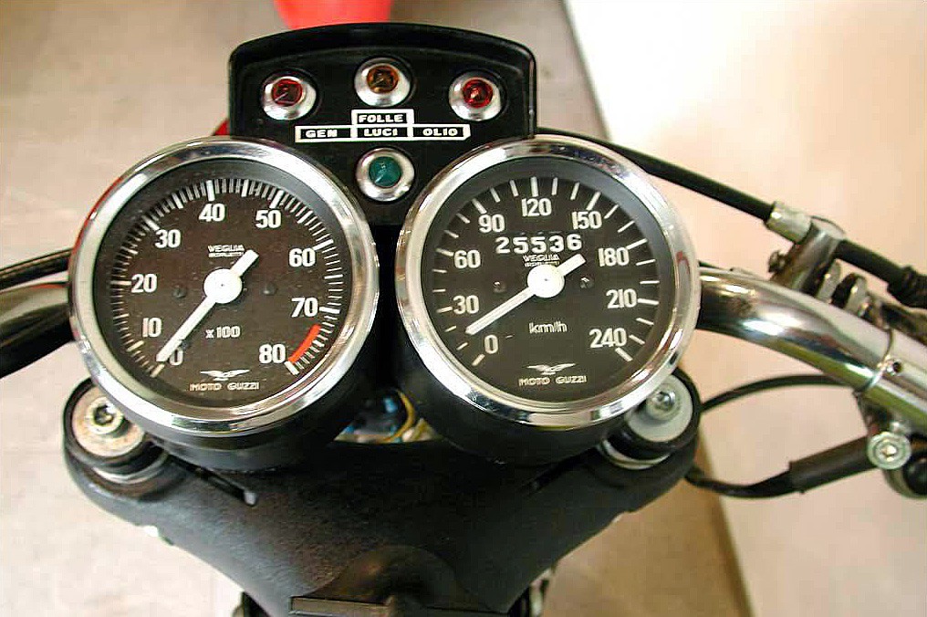 V7Sport74_19.jpg