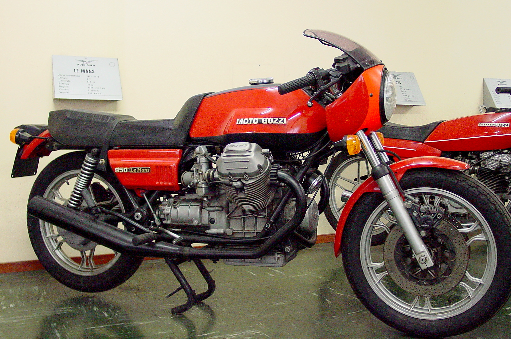 850LM1_75_01.jpg