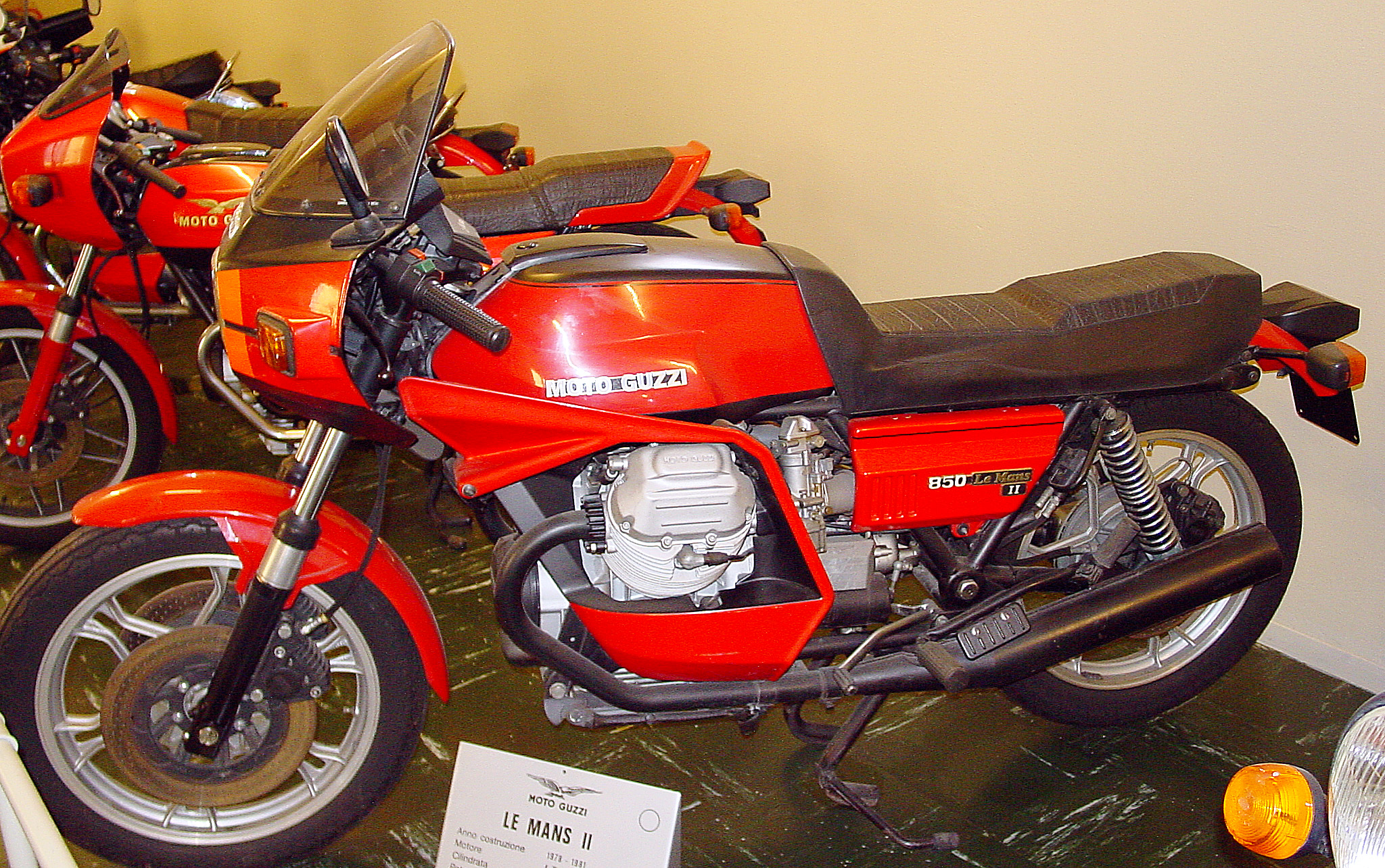 850LM2_03.jpg