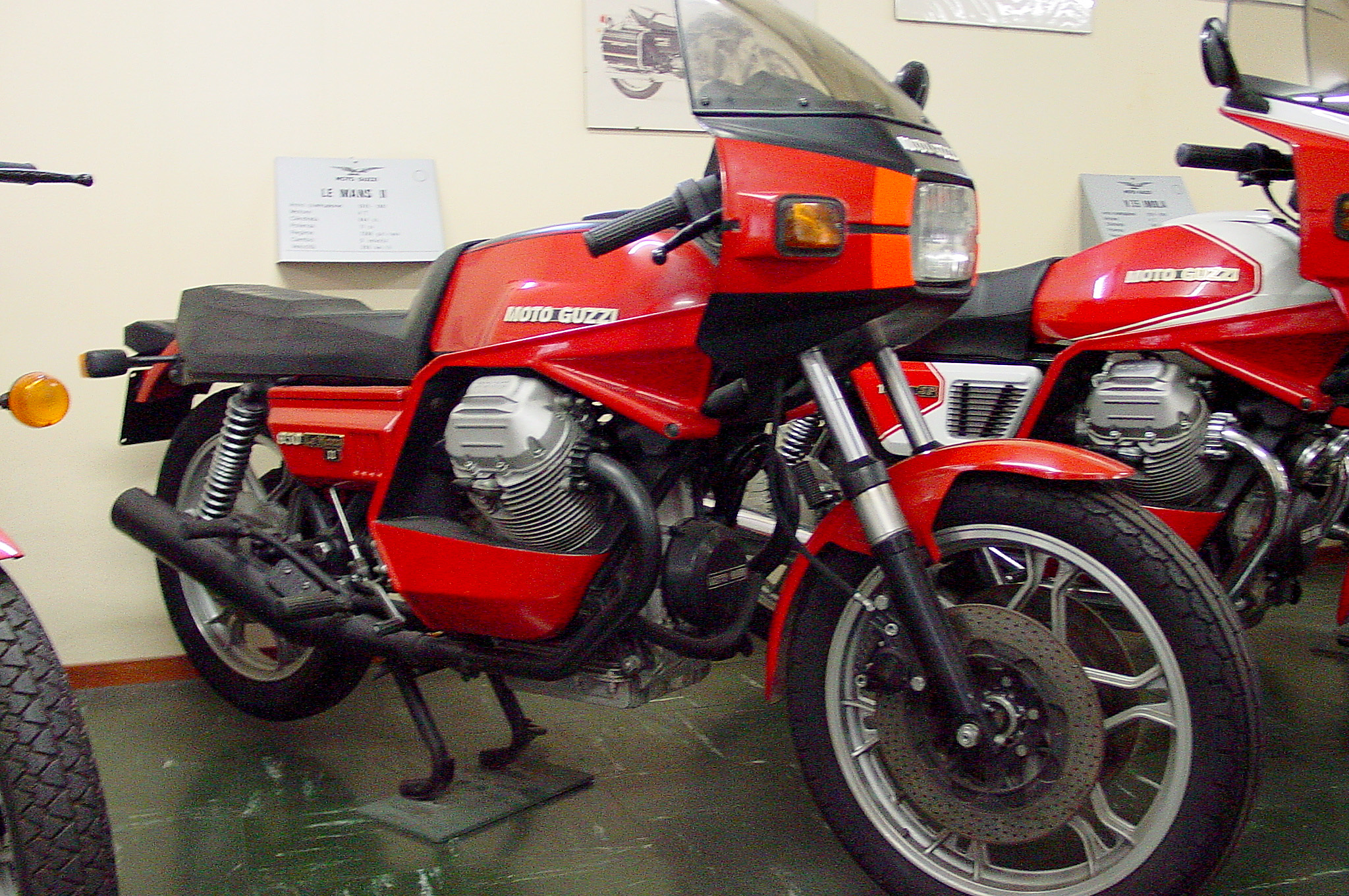 850LM2_78_01.jpg
