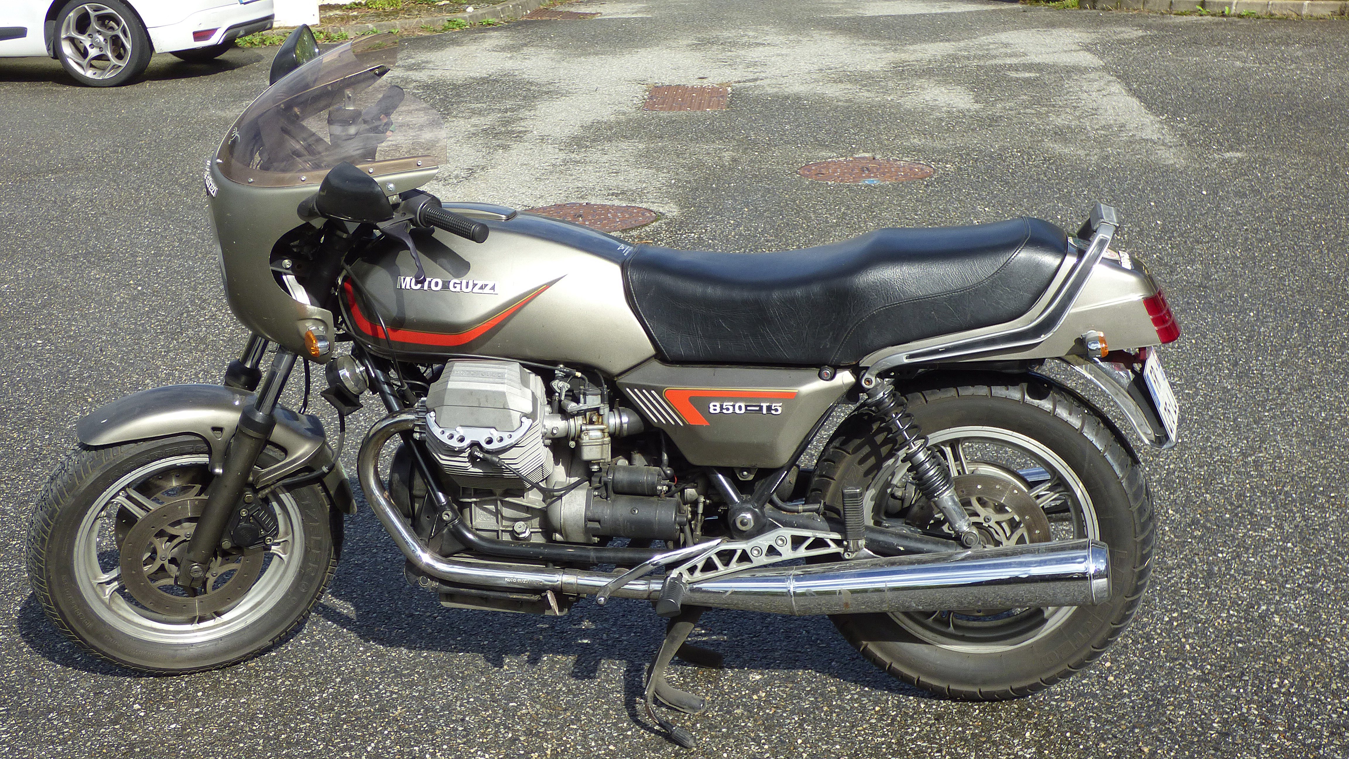 850T5_1988_Leon_01.jpg
