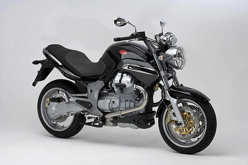 Breva850_06_04.jpg