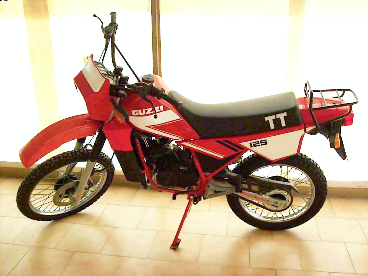 125TT_01.jpg