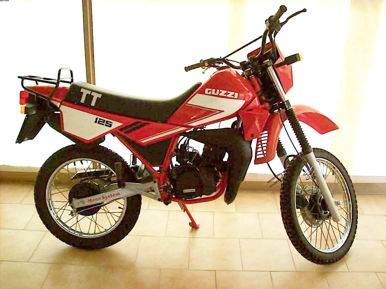 125TT_02.jpg