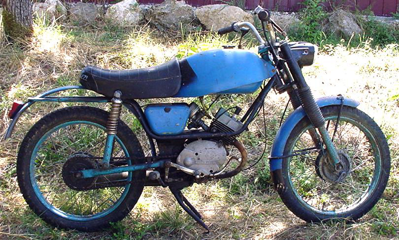 DingoSuperSport70_01.jpg