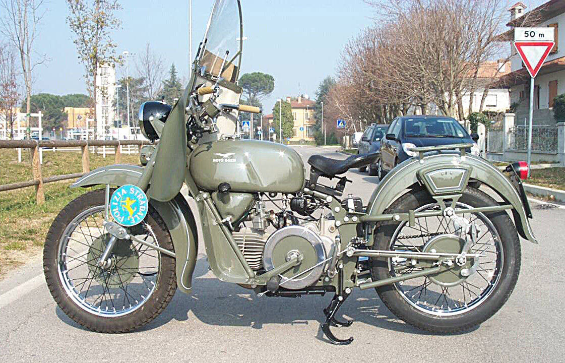 FalconeTurismo-PoliziaStradale-1967_01.jpg