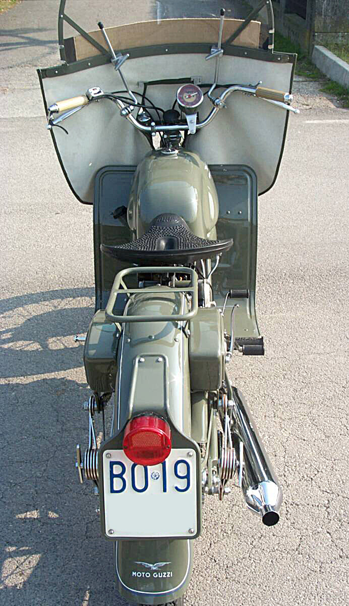 FalconeTurismo-PoliziaStradale-1967_05.jpg