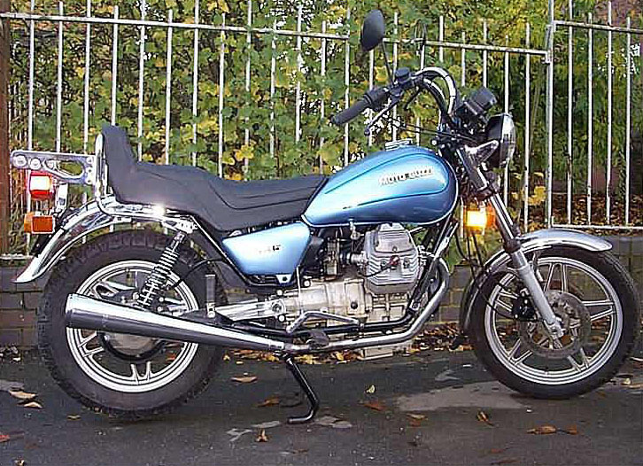 V35C84_01.jpg