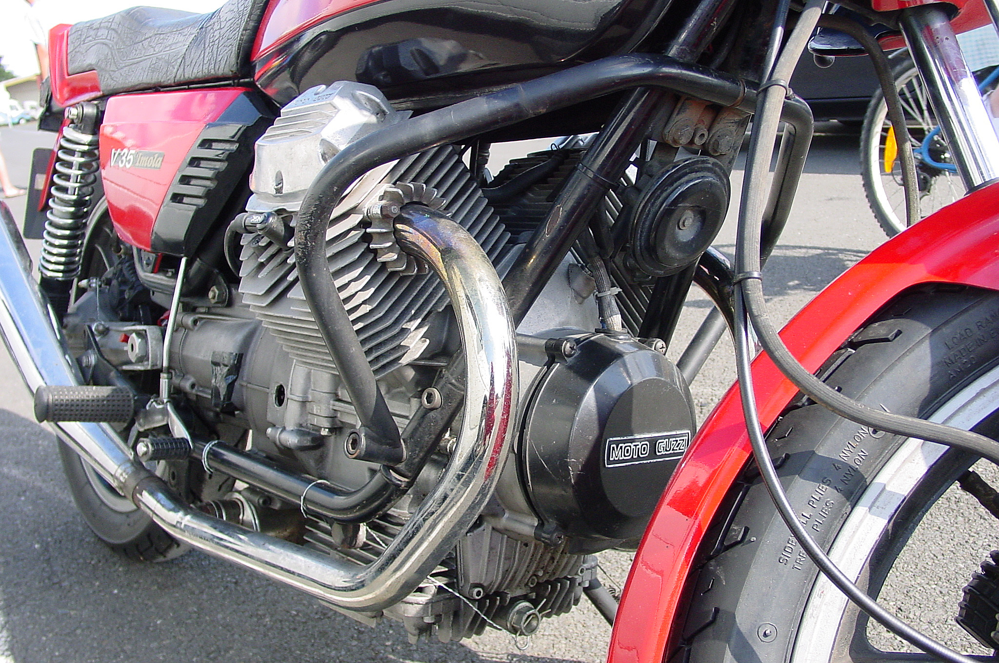 V35Imola82_004.jpg
