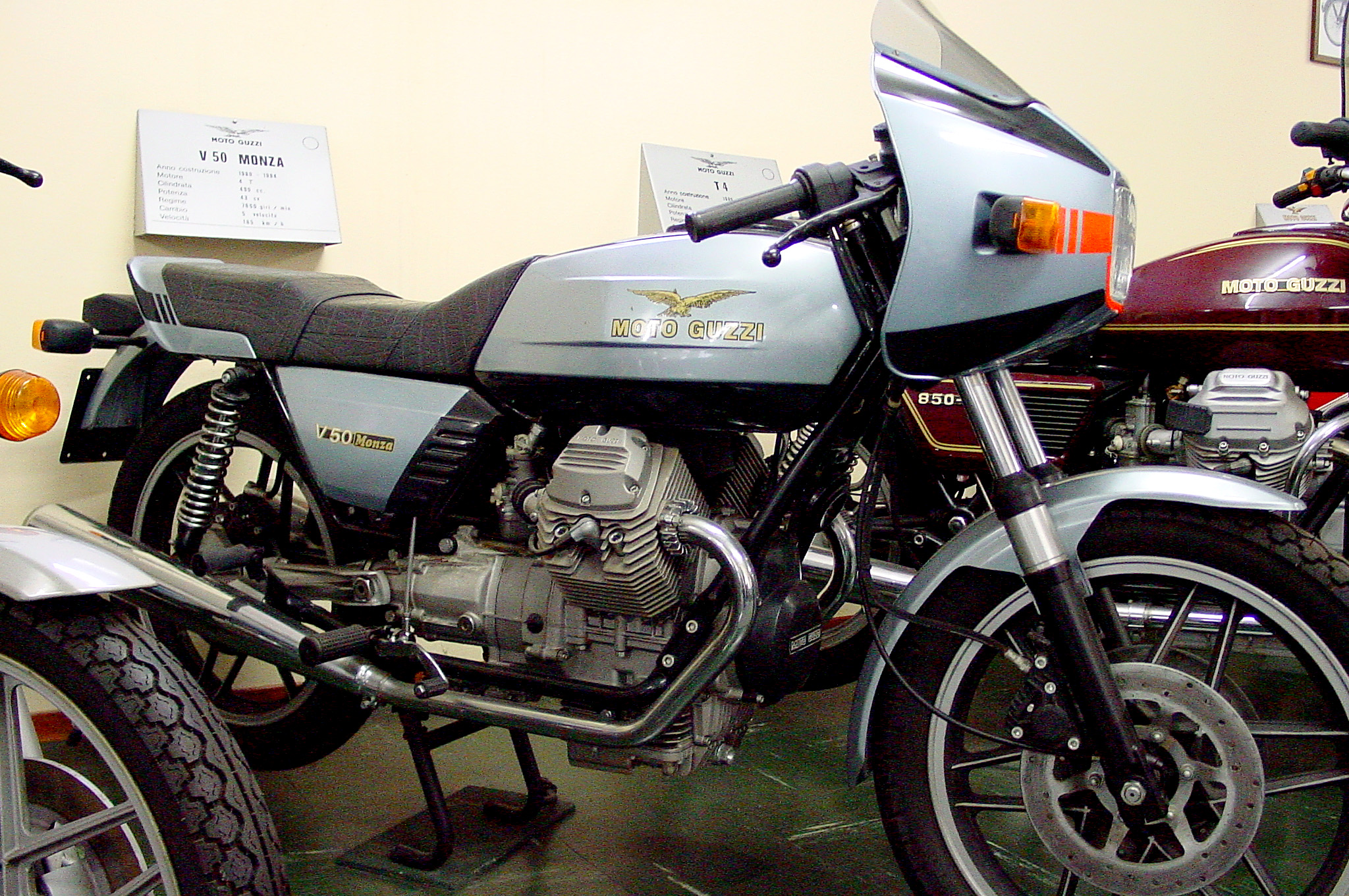 V50Monza80_01.jpg