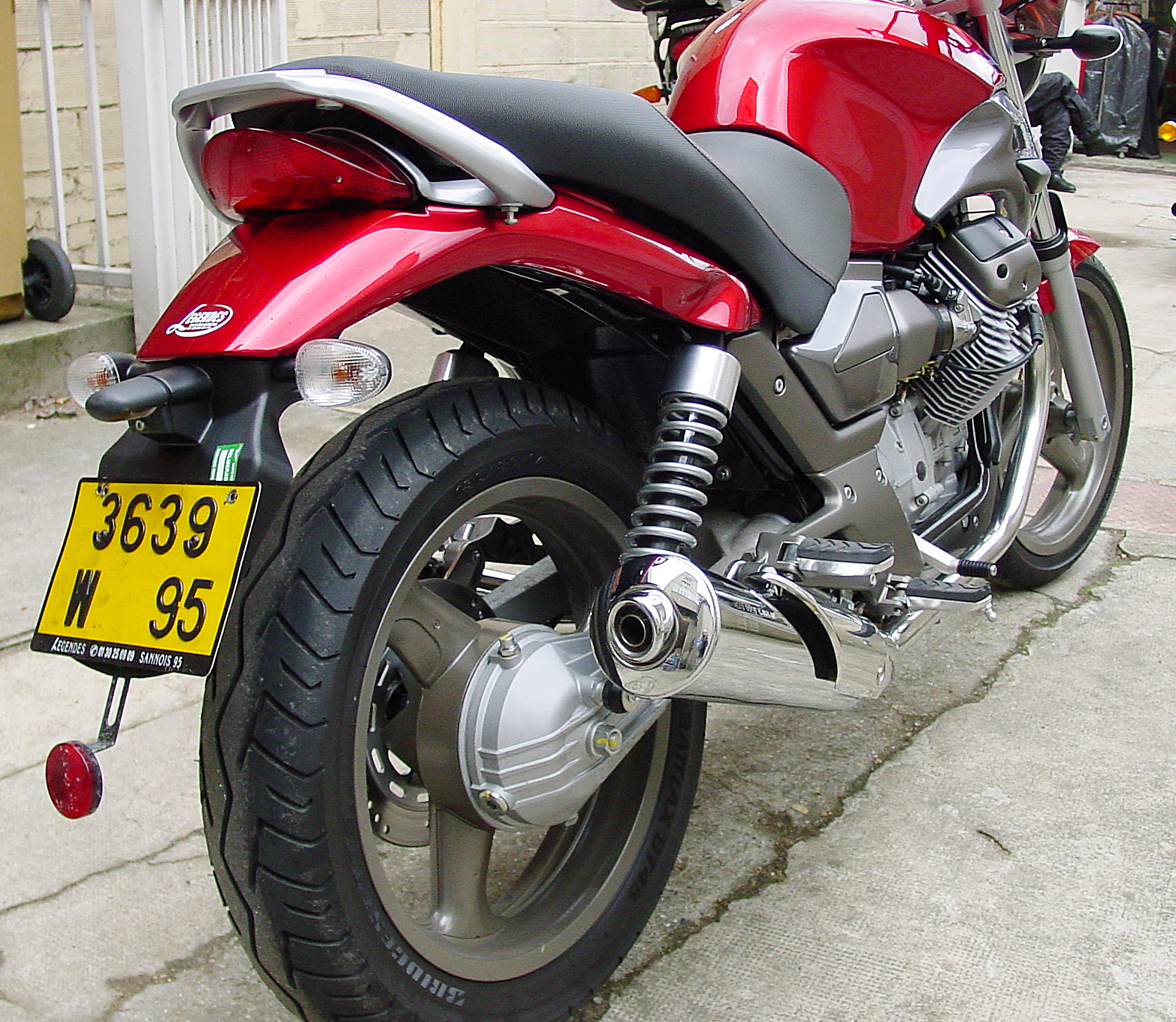 BrevaV750IE03_12.jpg