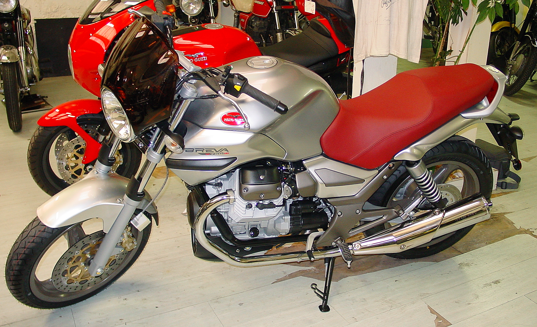 BrevaV750IE03_15.jpg