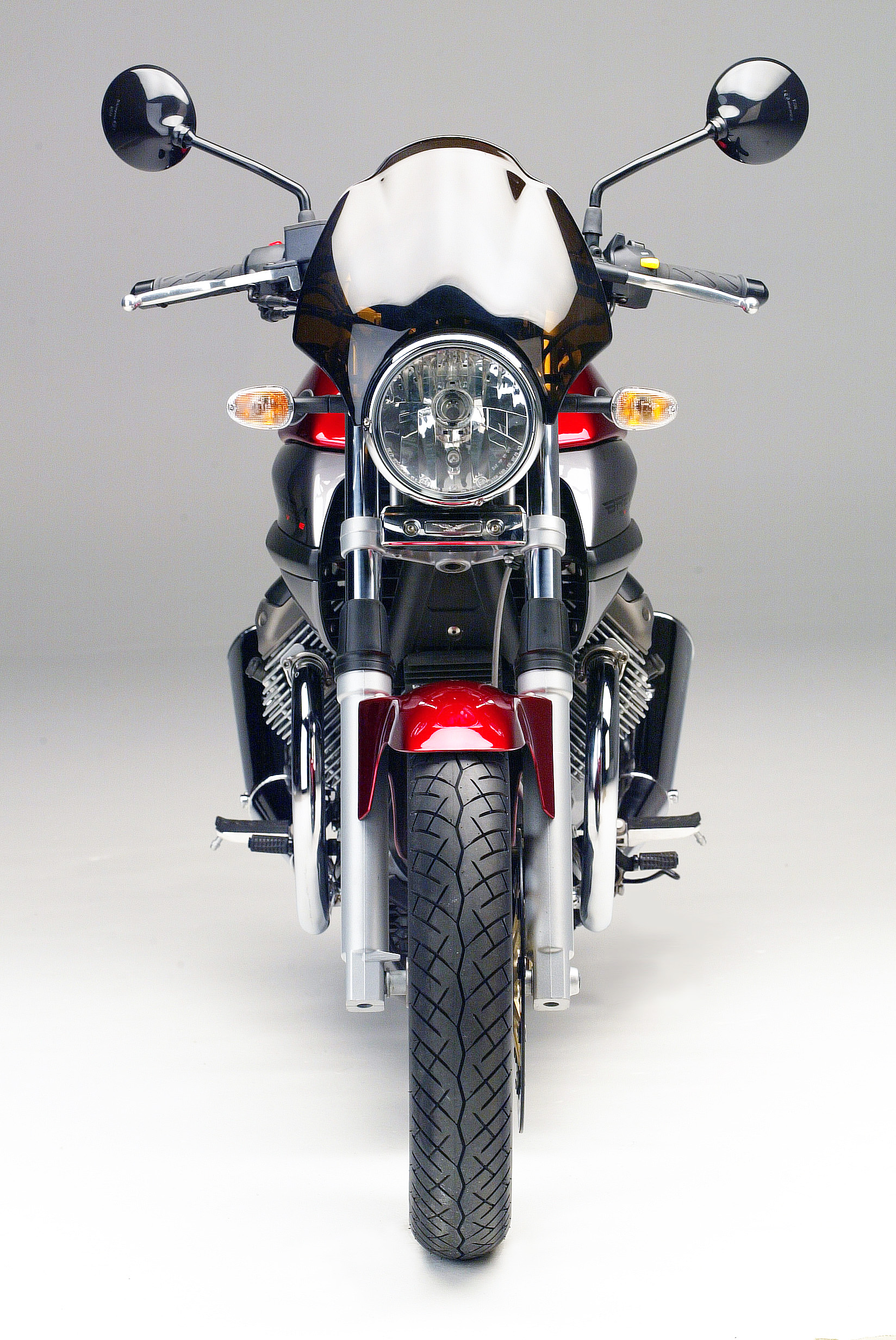 Breva750_04_06.jpg