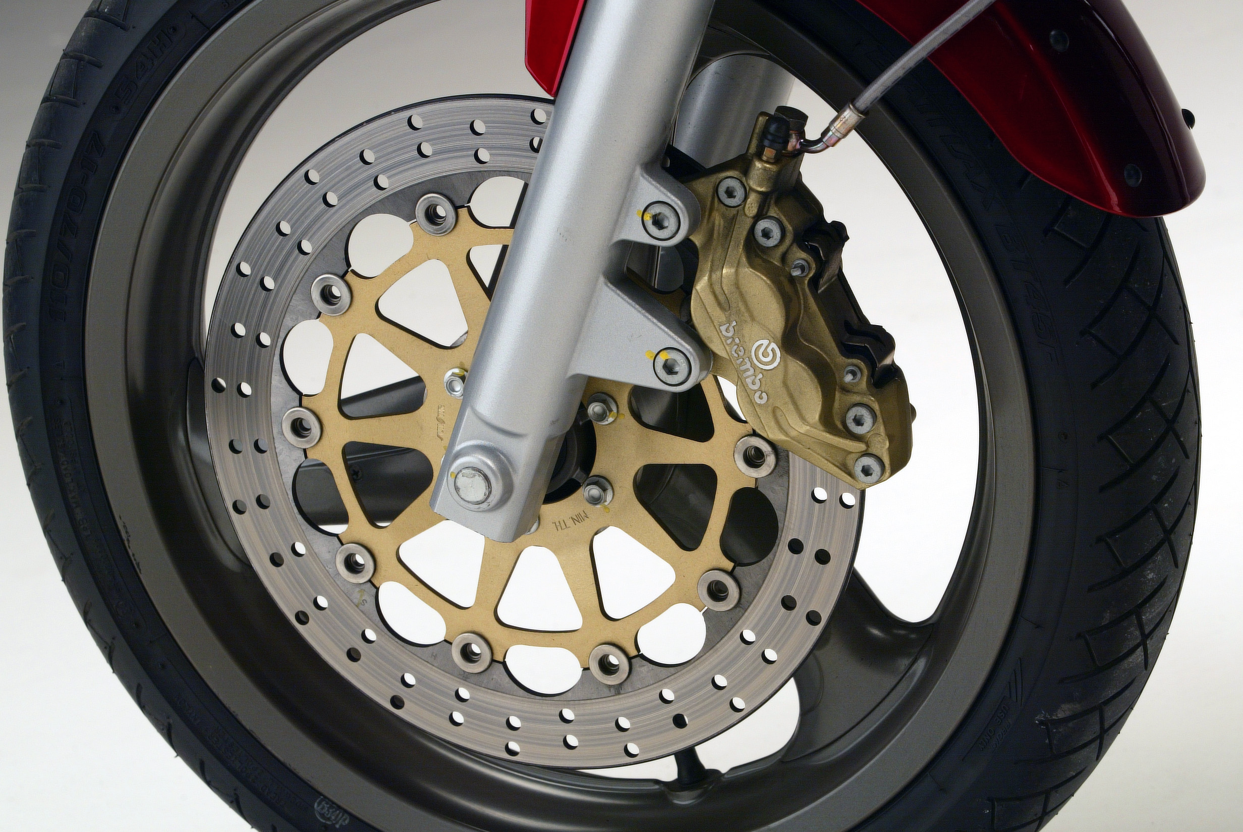 Breva750_04_30.jpg