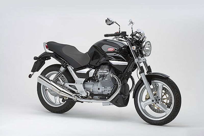 Breva750_06_05.jpg