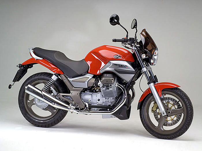 Breva750_06_11.jpg