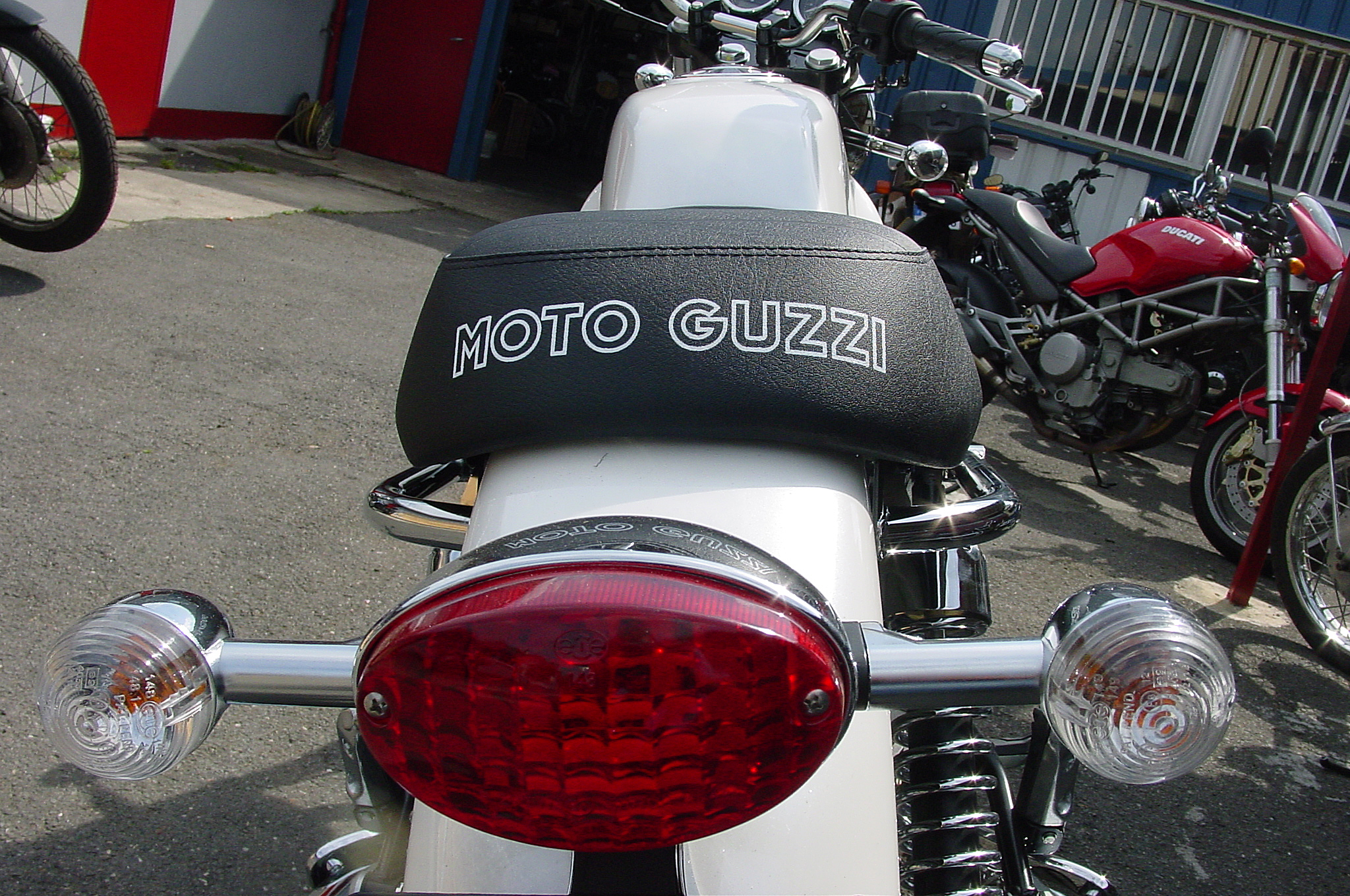 V7Classic_2008_16.jpg