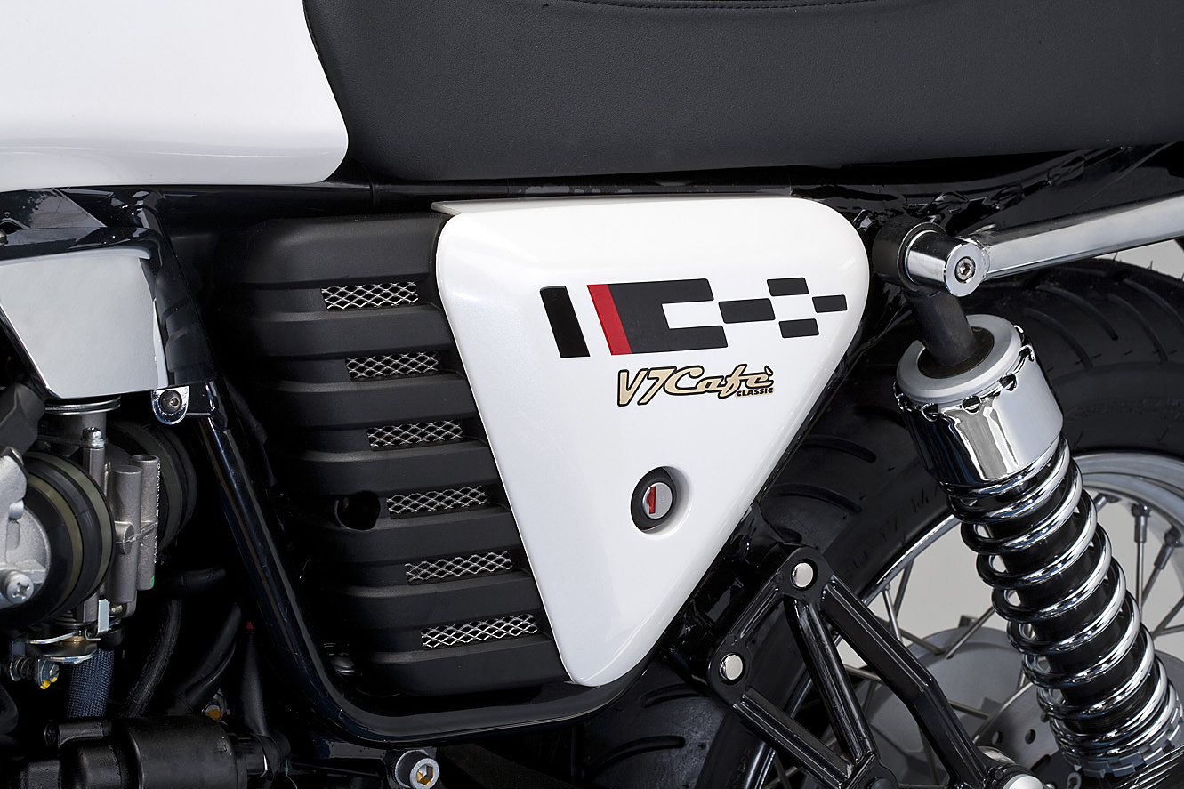 V7CafeClassic_200903_15.jpg