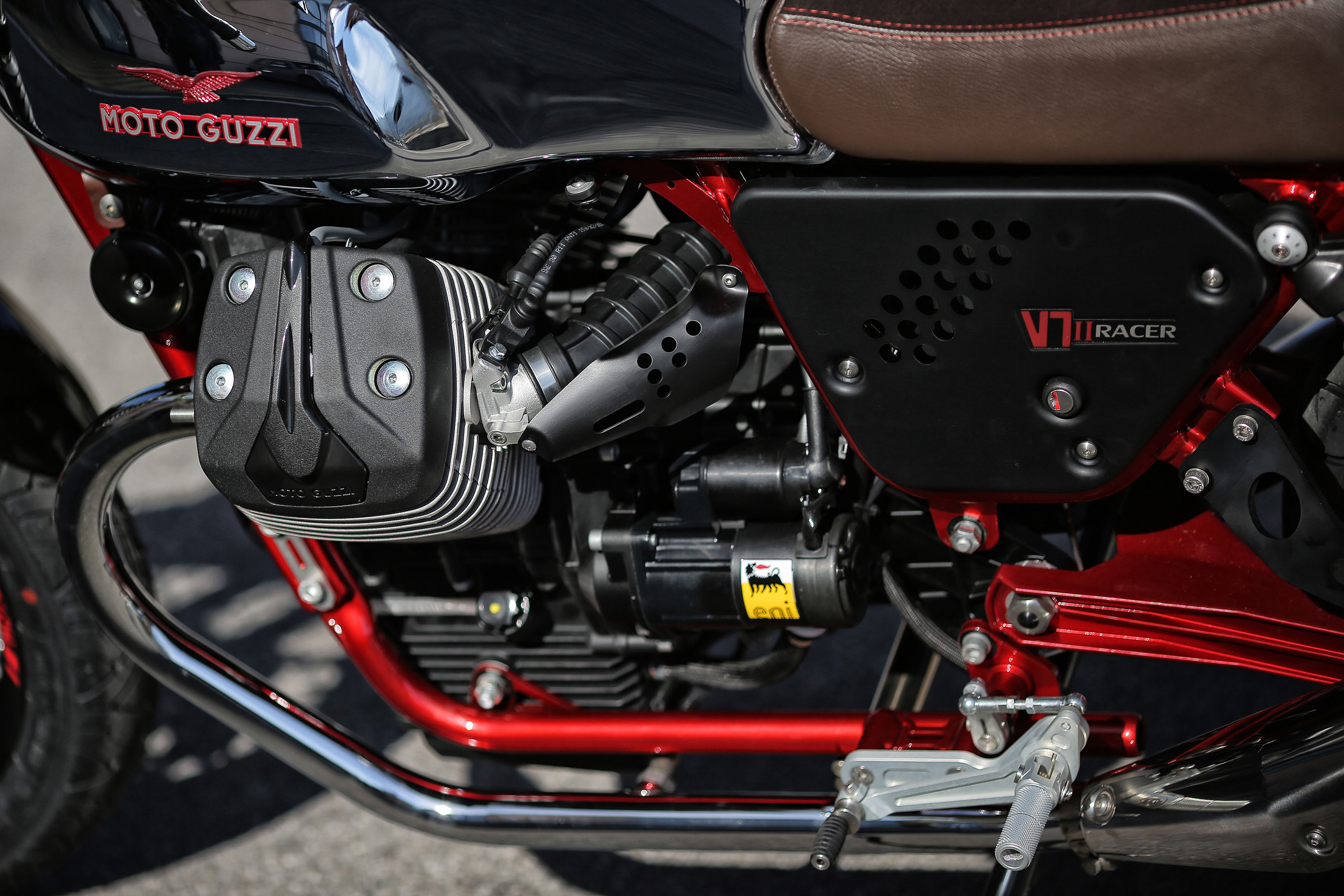 V7II_Racer_2015_EICMA2014_03.jpg