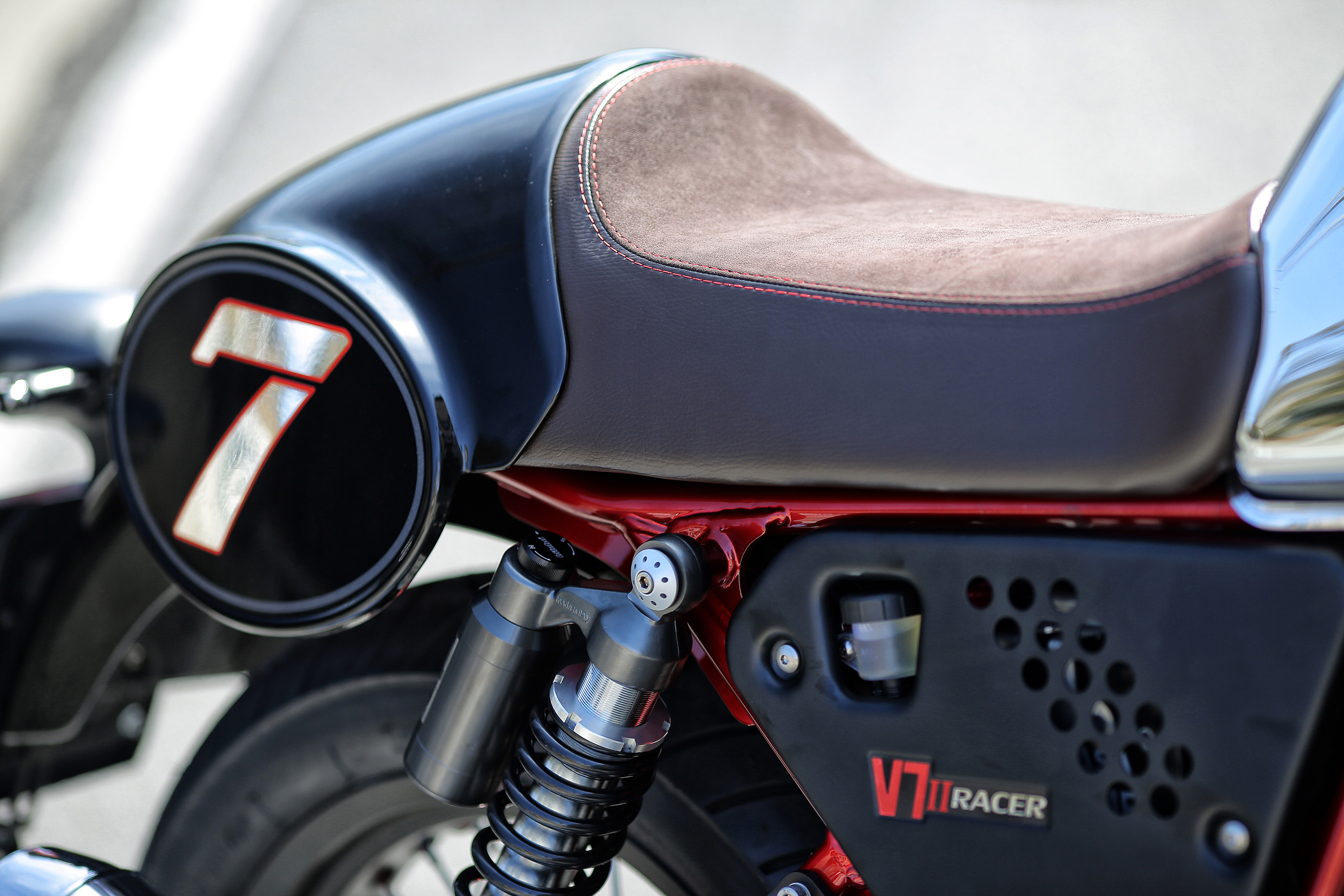 V7II_Racer_2015_EICMA2014_05.jpg