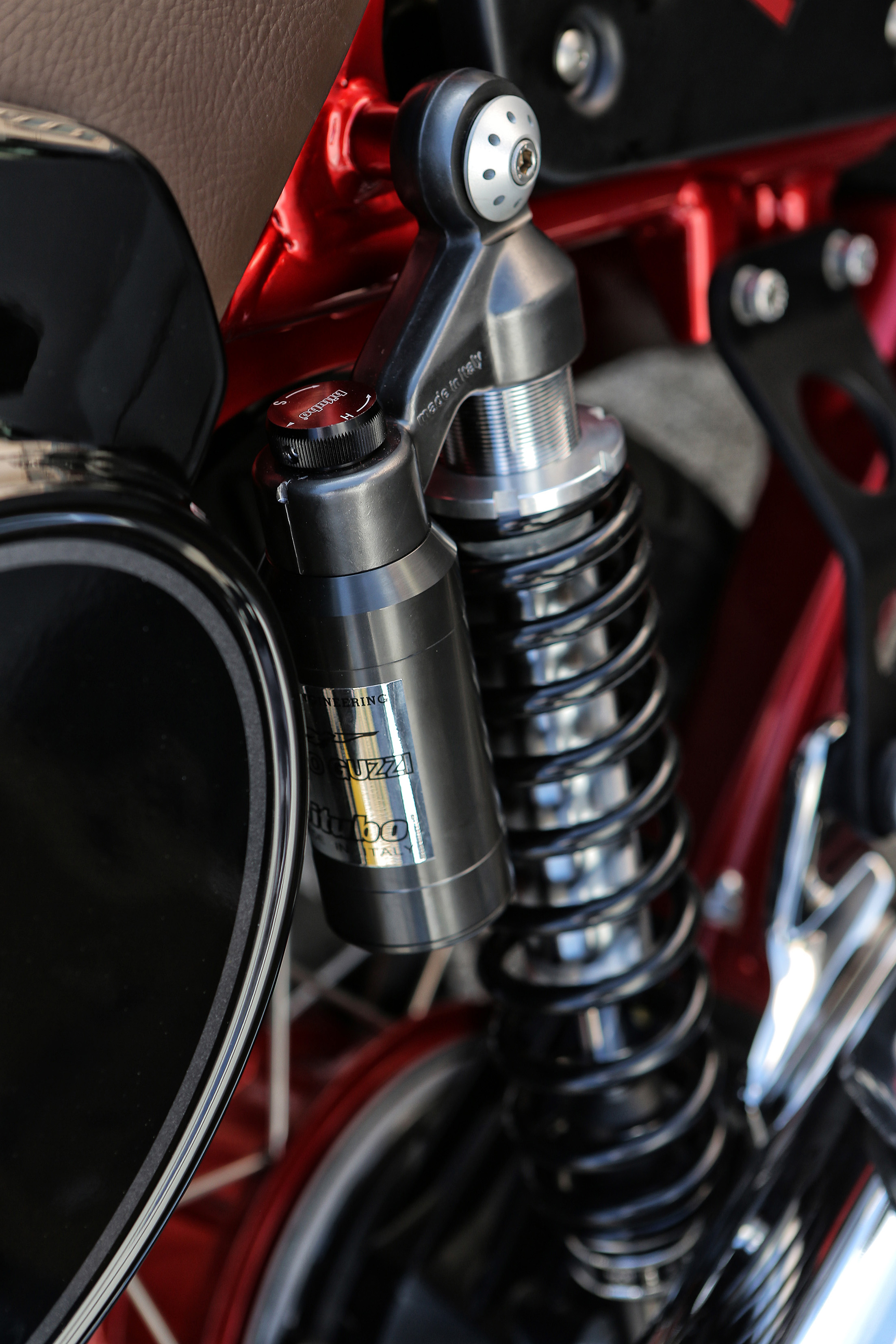 V7II_Racer_2015_EICMA2014_09.jpg