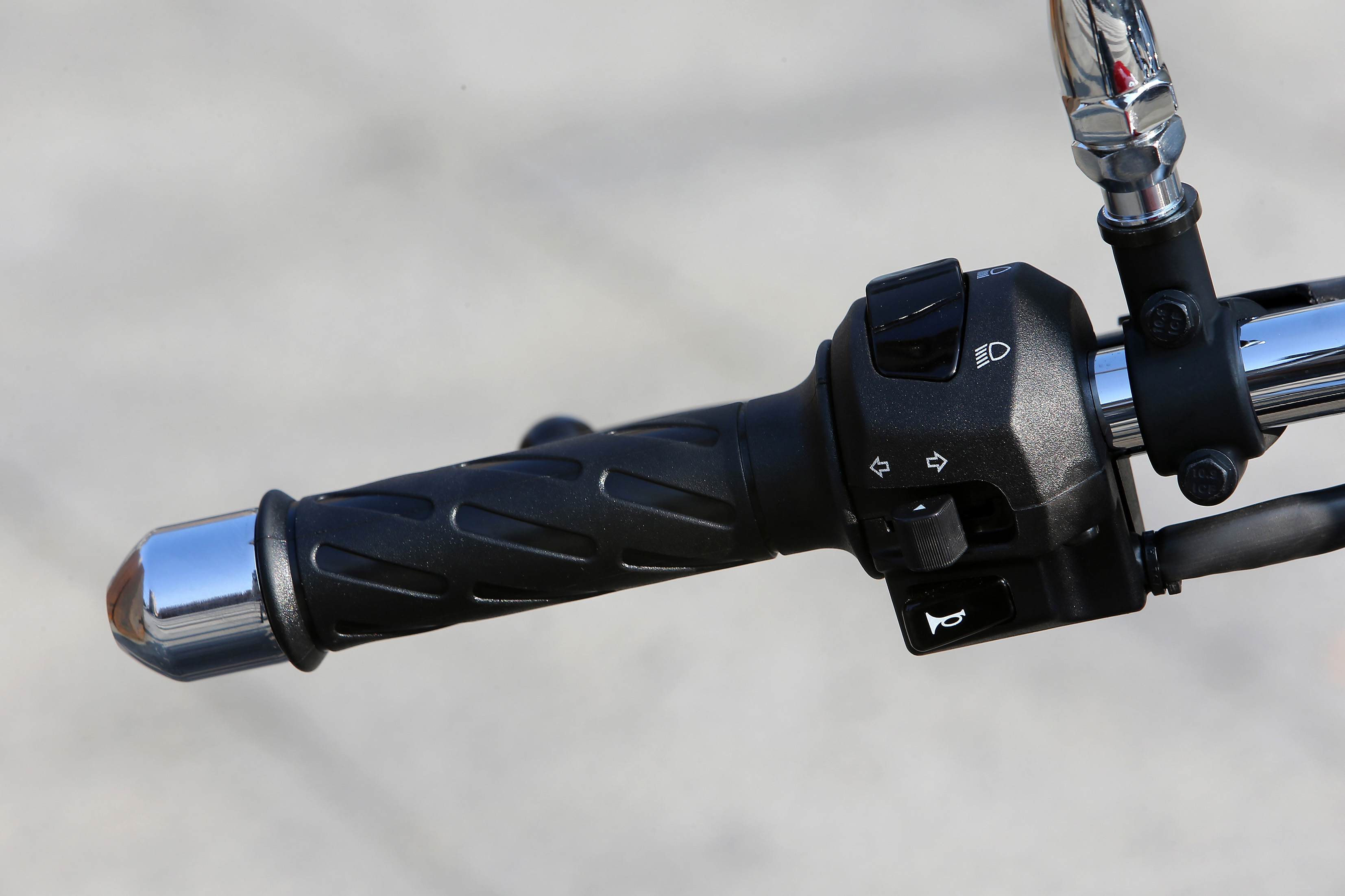 V7II_Special_2015_EICMA2014_08.jpg
