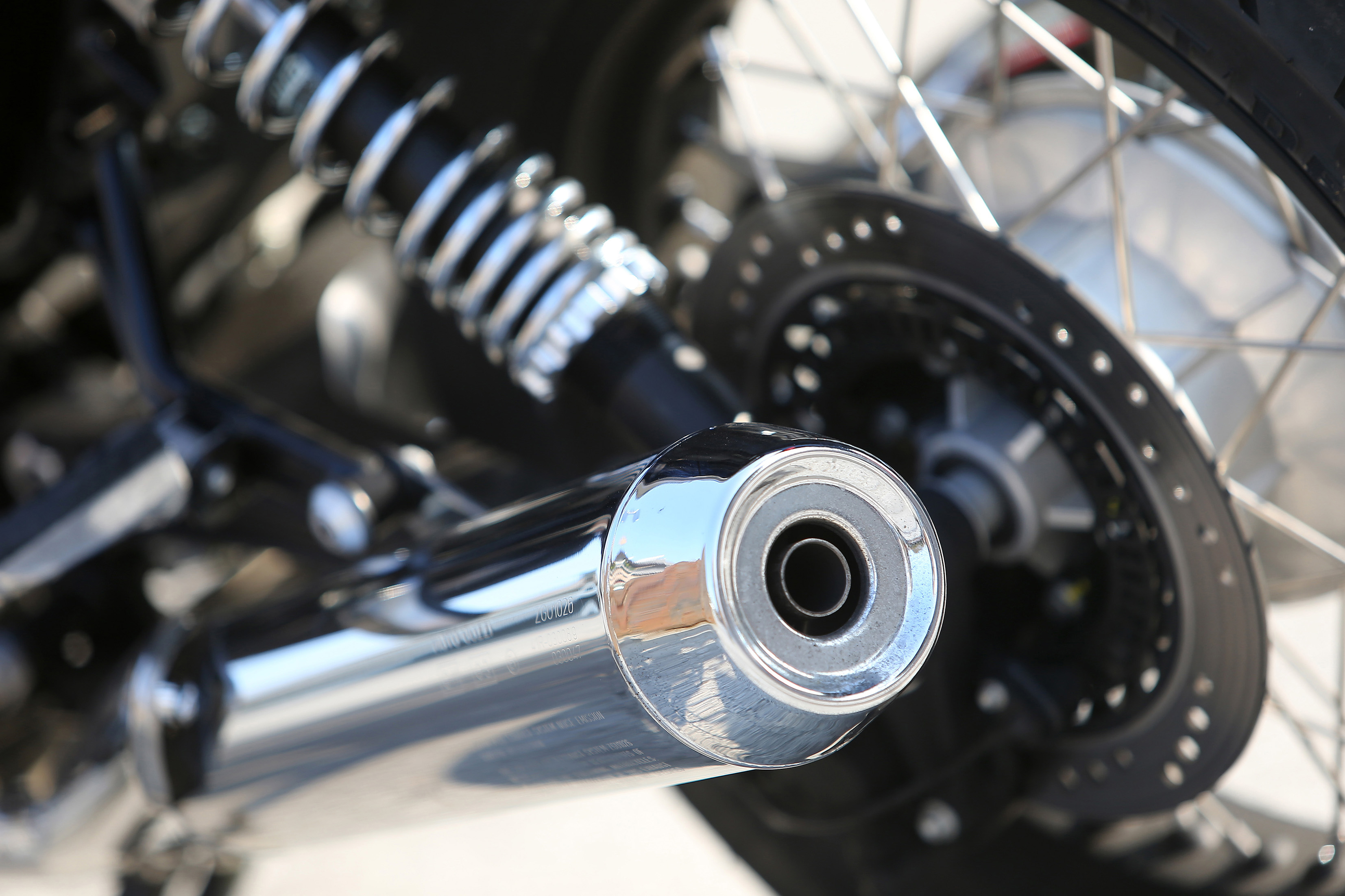 V7II_Special_2015_EICMA2014_10.jpg