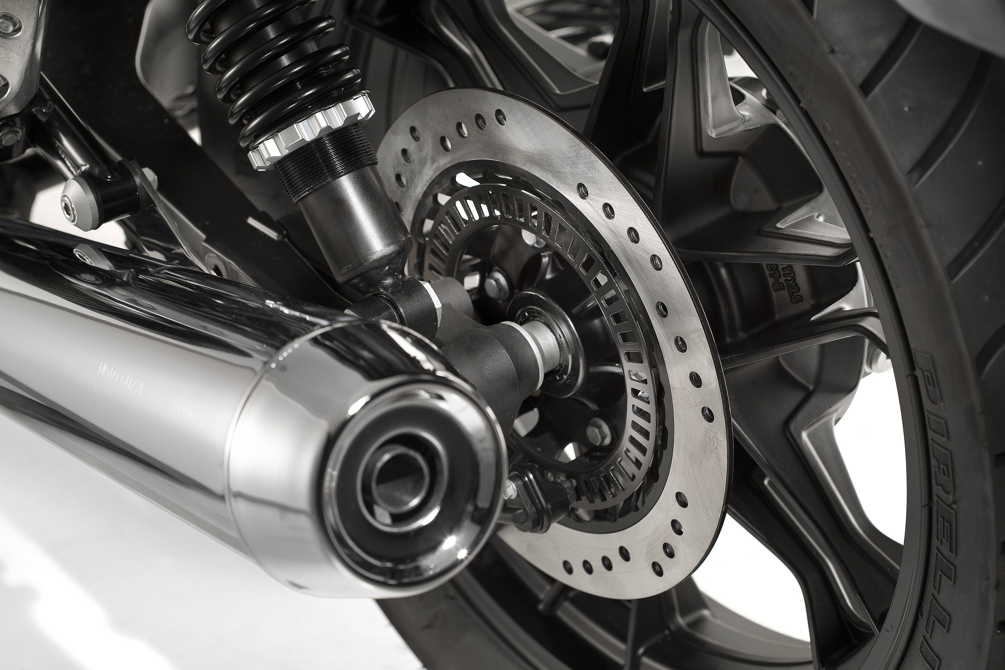 V7II_Stone_Intermot20140930_21.jpg