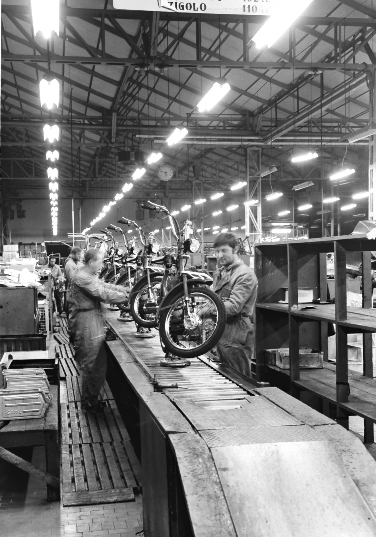 1970ca_Usine_01.jpg