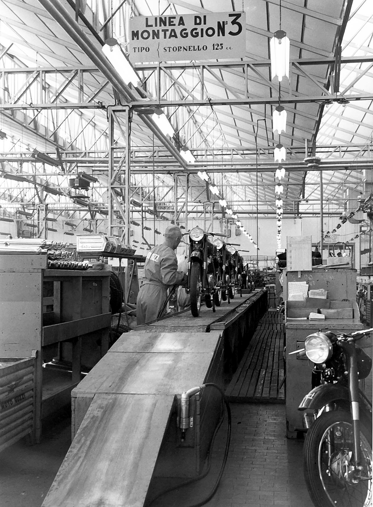 1970ca_Usine_02.jpg