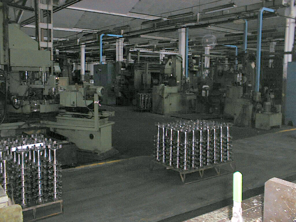 2001_Usine_01.jpg